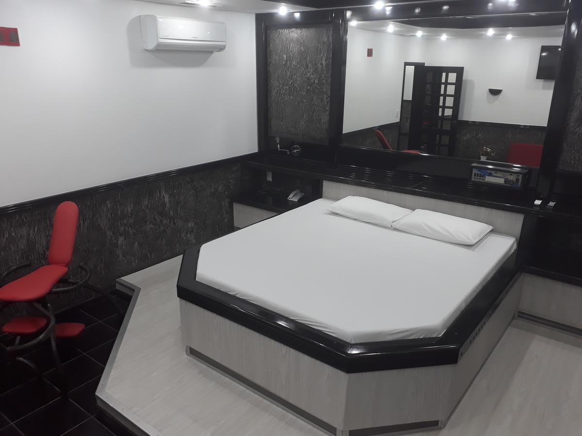 Motel Casa Branca Blumenau Eksteriør billede