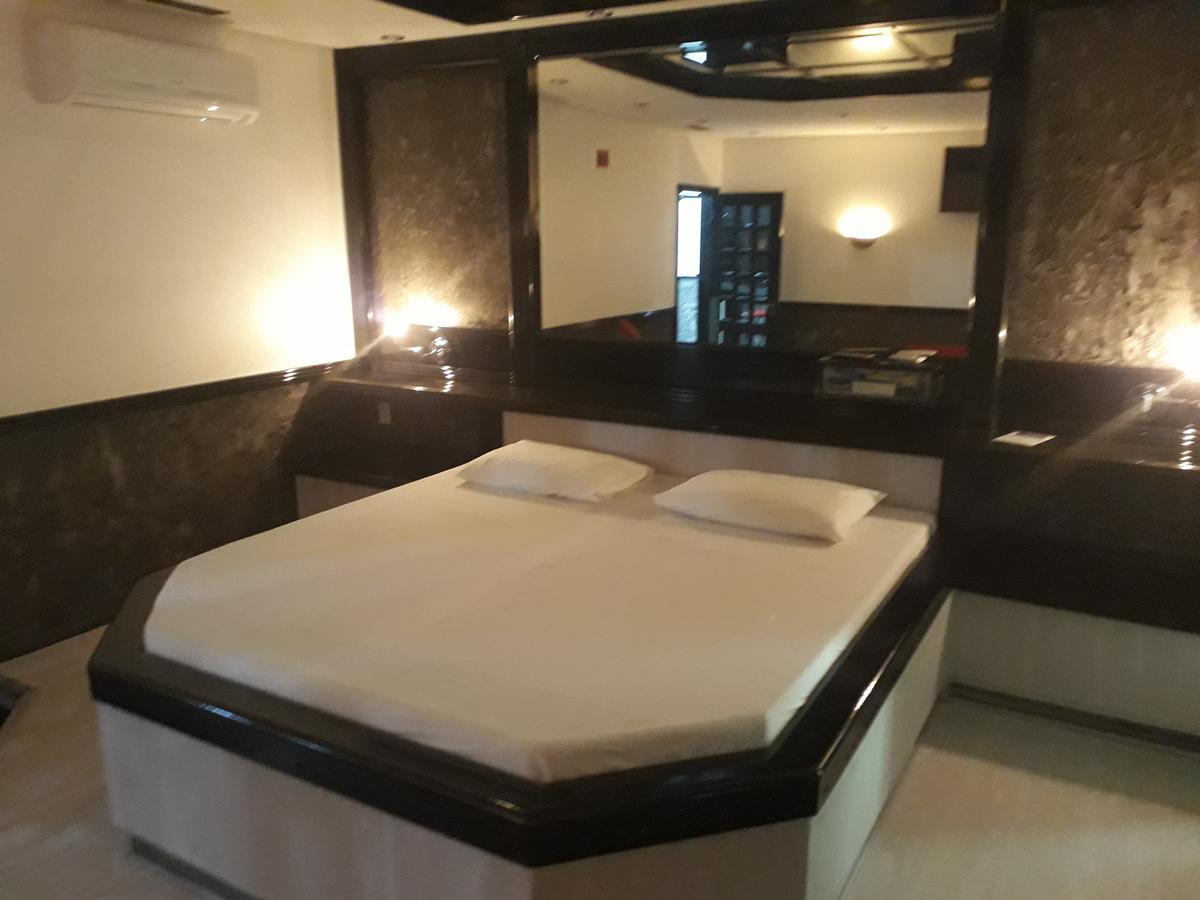 Motel Casa Branca Blumenau Eksteriør billede