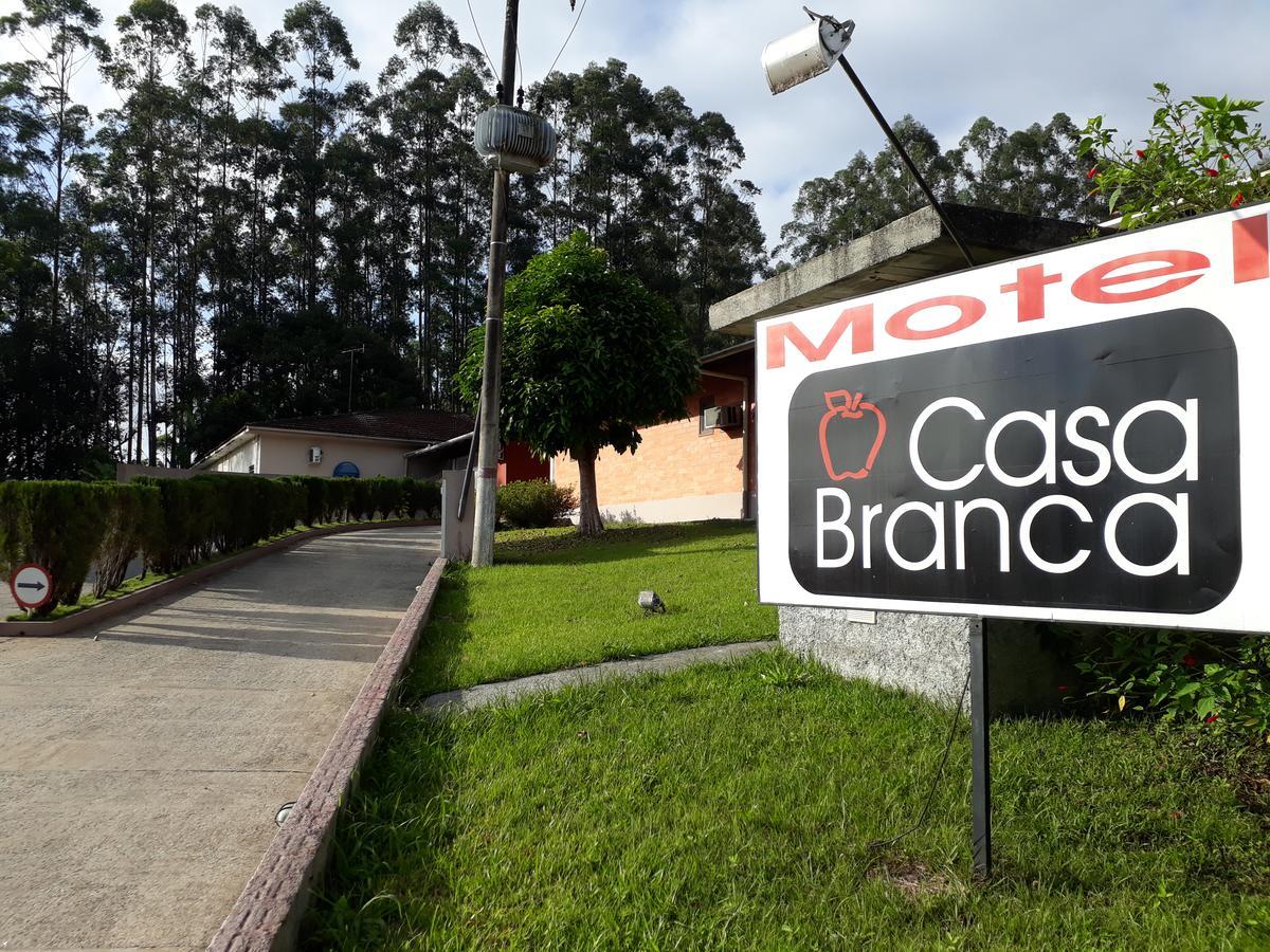 Motel Casa Branca Blumenau Eksteriør billede